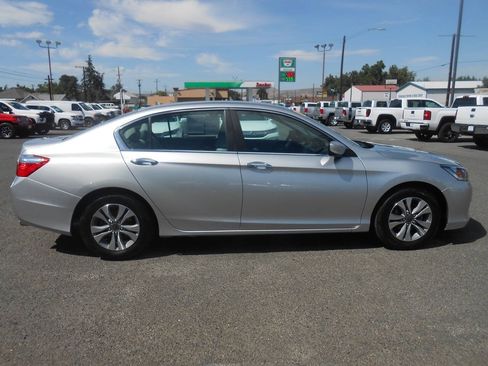 Used 2014 Honda Accord LX image 2