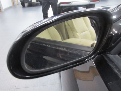 Used 2005 Lexus SC 430 Convertible RWD image 17