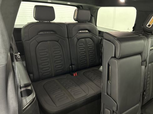 Used 2022 Rivian R1S Launch Edition image 25