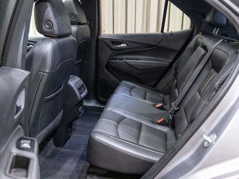 Used 2023 Chevrolet Equinox Premier AWD/4WD image 12