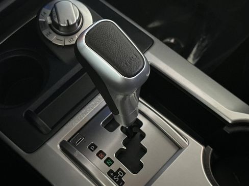 Used 2022 Toyota 4Runner TRD Sport AWD/4WD image 22