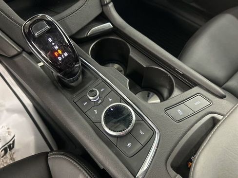 Used 2024 Cadillac XT6 Sport w/ Technology Package image 22