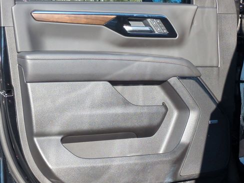 Used 2026 Chevrolet Tahoe High Country image 14