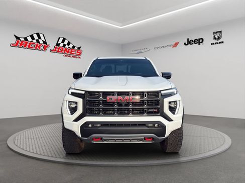 Used 2024 GMC Canyon AT4 w/ Technology Package AWD/4WD image 12