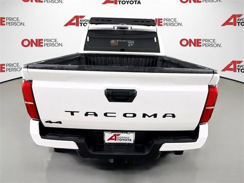 Certified 2025 Toyota Tacoma TRD Off-Road image 6