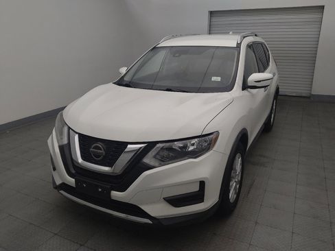 Used 2020 Nissan Rogue SV image 15