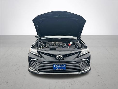 Used 2024 Toyota Camry LE FWD image 4
