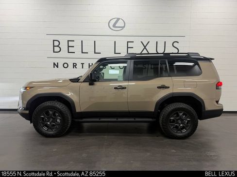 Used 2026 Lexus GX 550 AWD/4WD image 8