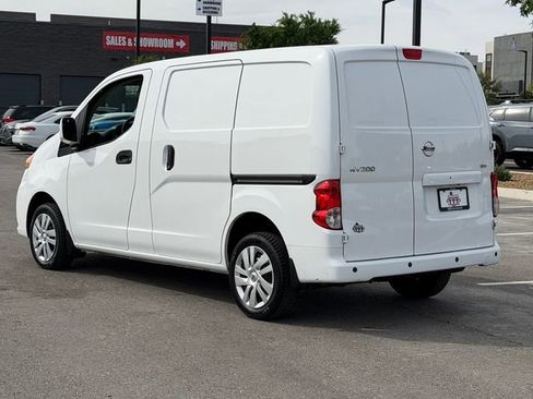Used 2021 Nissan NV200 SV image 3