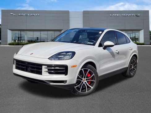 Used 2026 Porsche Cayenne S AWD/4WD image 1