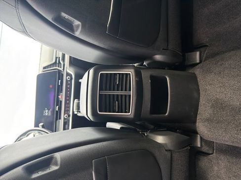 Used 2024 Kia Sportage EX AWD/4WD image 21