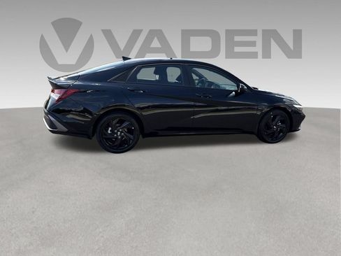 New 2026 Hyundai Elantra Limited FWD image 26
