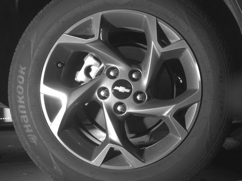 Used 2025 Chevrolet Trax LT FWD image 15
