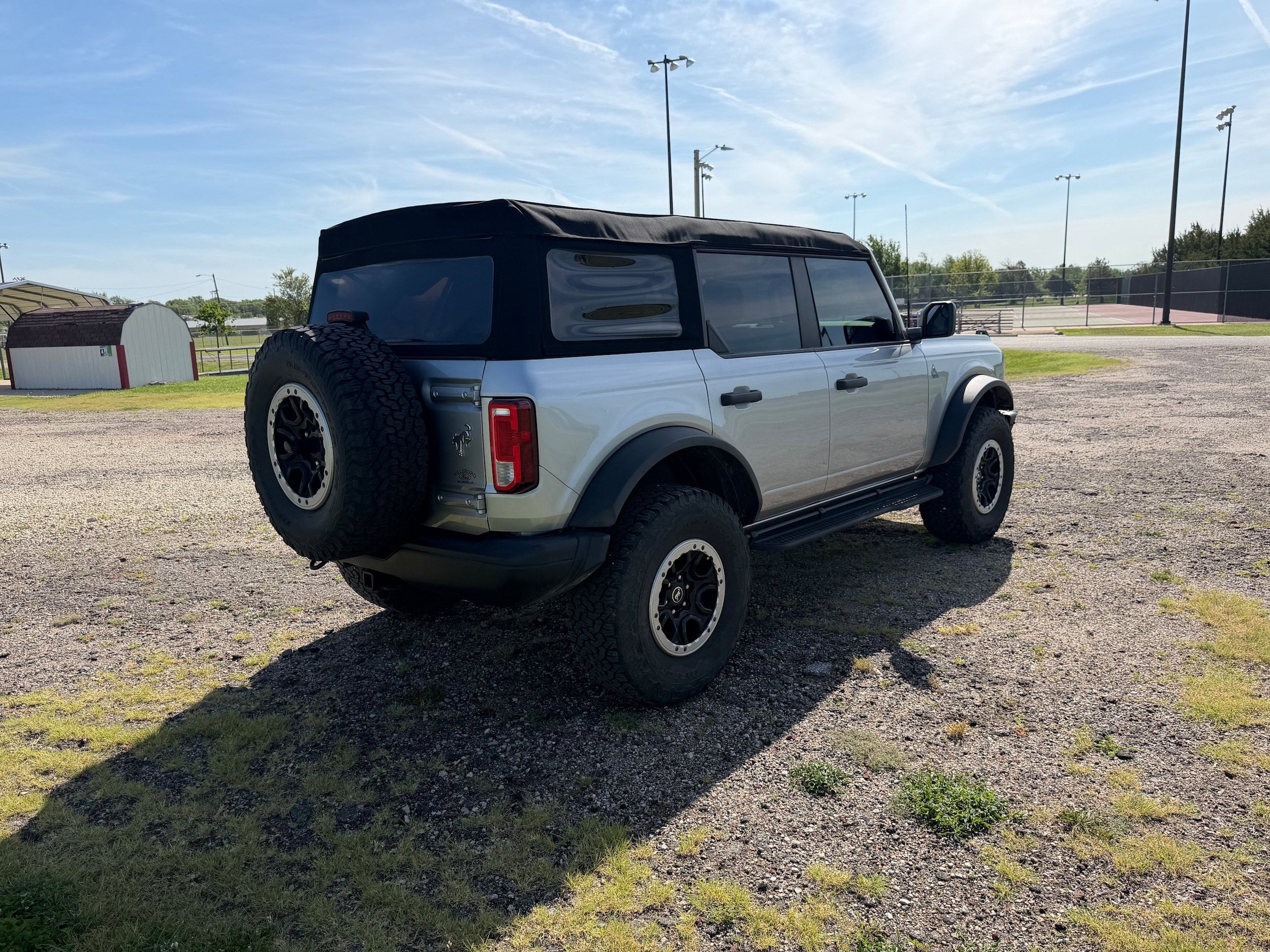 Used 2022 Ford Bronco Black Diamond w/ Sasquatch Package AWD/4WD image 3