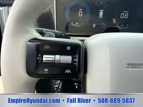 Used 2026 Hyundai Santa Fe SEL AWD/4WD image 28