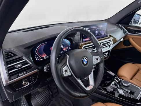 Used 2024 BMW X3 xDrive30i w/ Premium Package AWD/4WD image 9
