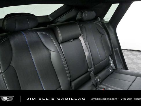 Certified 2025 Cadillac Lyriq Luxury w/ LPO, Floor Liner Package AWD/4WD image 21
