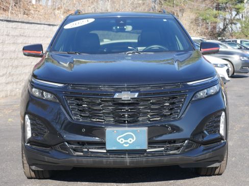 Used 2024 Chevrolet Equinox Premier AWD/4WD image 2