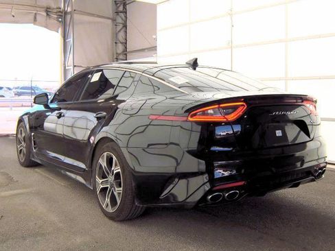 Used 2018 Kia Stinger RWD image 2