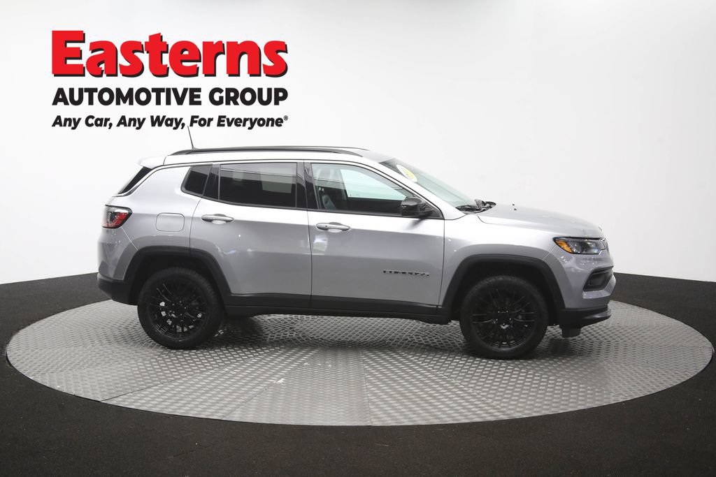 Used 2022 Jeep Compass Latitude AWD/4WD image 45