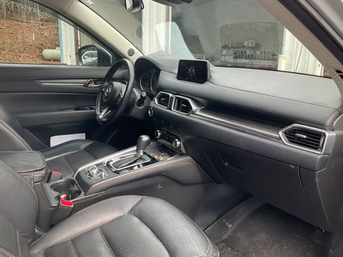 Used 2017 MAZDA CX-5 Grand Touring w/ Premium Package image 11