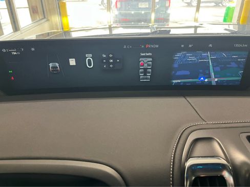 Used 2025 Ford Expedition Platinum w/ Stealth Performance Package image 28