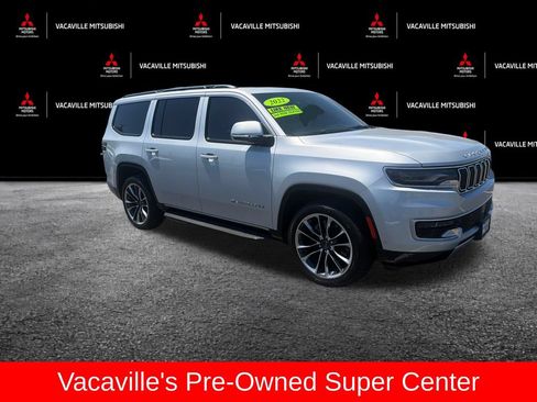Used 2022 Jeep Wagoneer Series II w/ Premium Group I AWD/4WD image 7