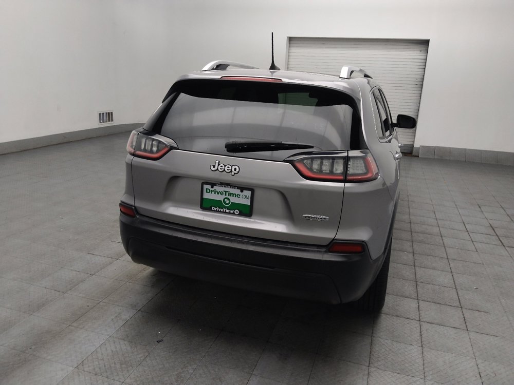 Used 2019 Jeep Cherokee Latitude w/ Popular Appearance Group FWD image 7
