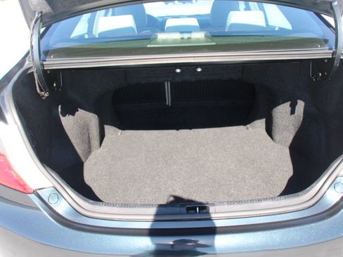Used 2014 Toyota Camry LE FWD image 15