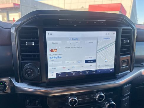 Used 2022 Ford F150 Lariat w/ Equipment Group 502A High image 13