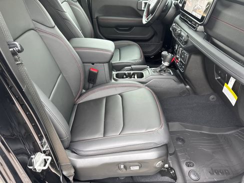 New 2026 Jeep Wrangler Unlimited Rubicon 392 image 13