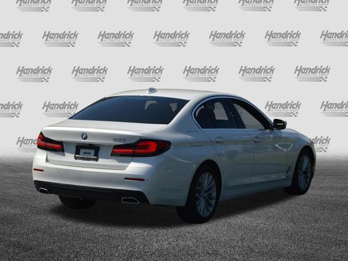 Used 2022 BMW 530i w/ Convenience Package RWD image 11