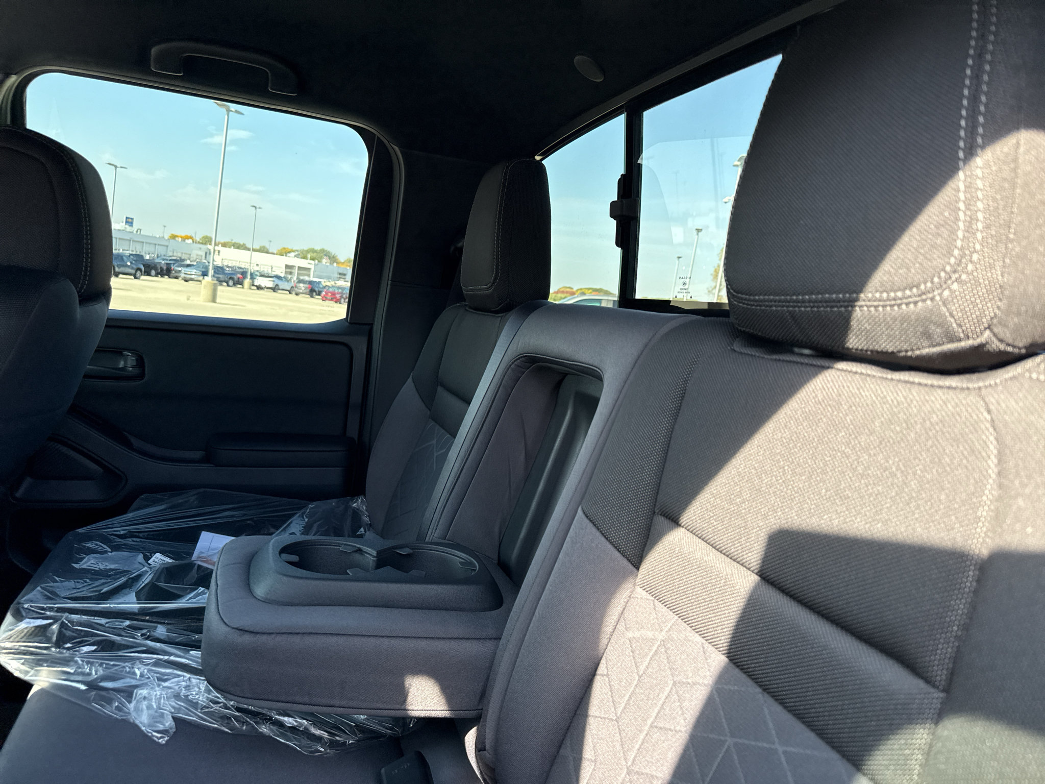New 2027 Nissan Frontier SV w/ SV Convenience Package AWD/4WD image 14