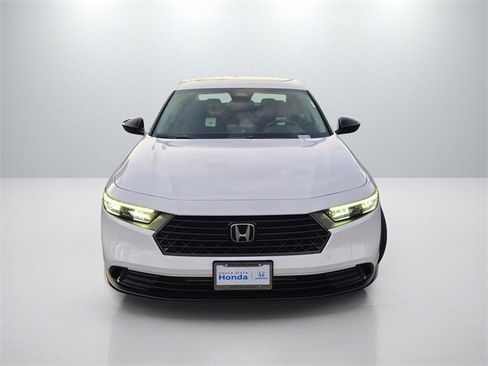 New 2025 Honda Accord SE image 2