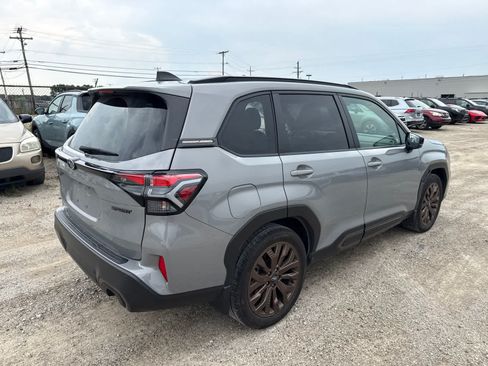 Used 2025 Subaru Forester Sport AWD/4WD image 3