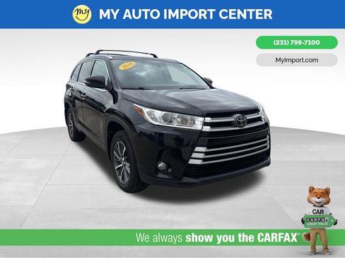 Used 2018 Toyota Highlander XLE AWD/4WD image 1
