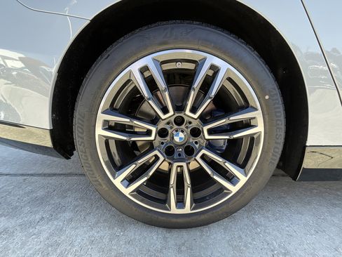 New 2026 BMW 530i w/ M Sport Package image 7