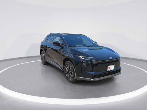 Used 2026 Toyota bZ AWD/4WD image 2