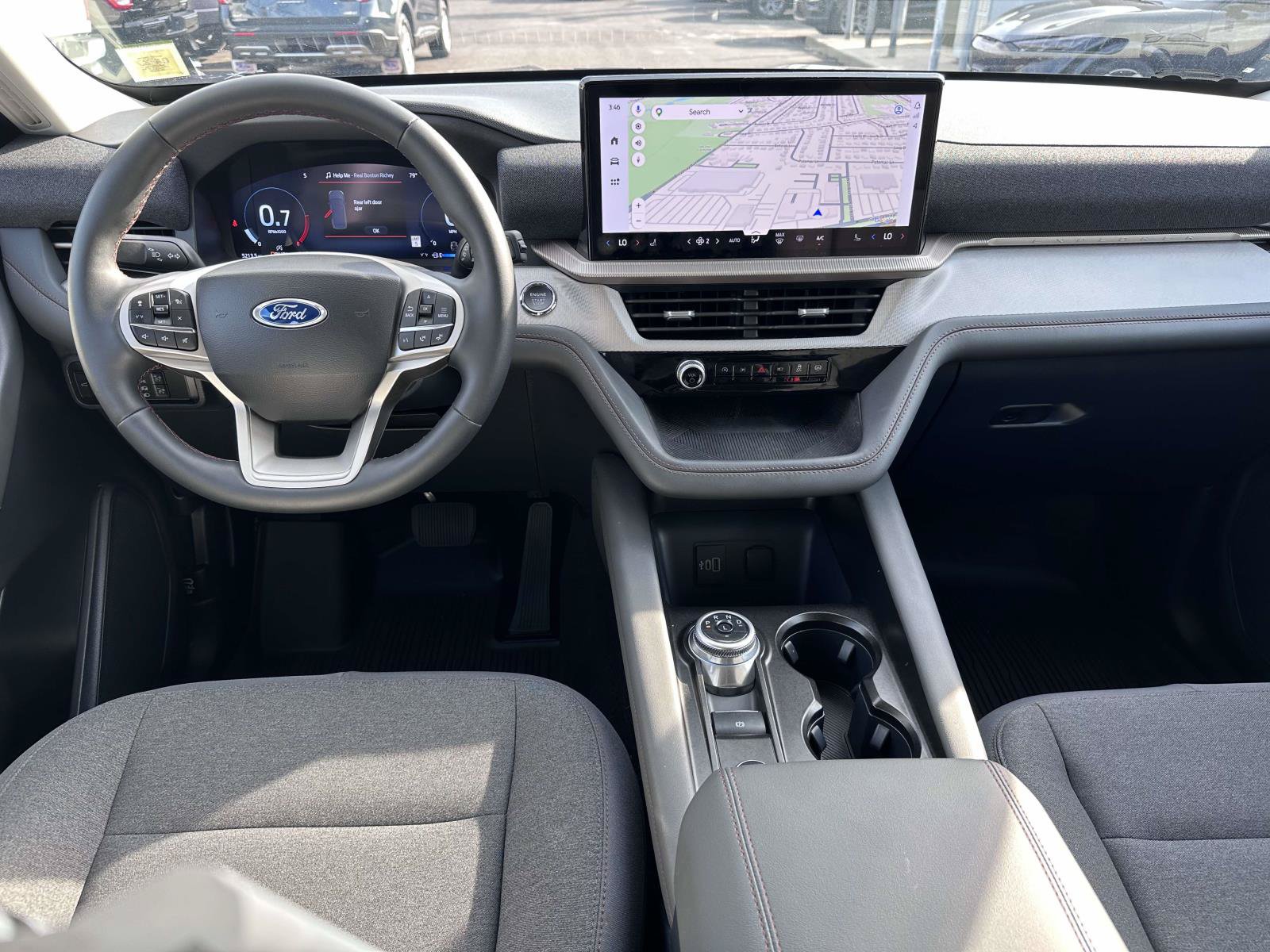 Used 2026 Ford Explorer Active AWD/4WD image 16