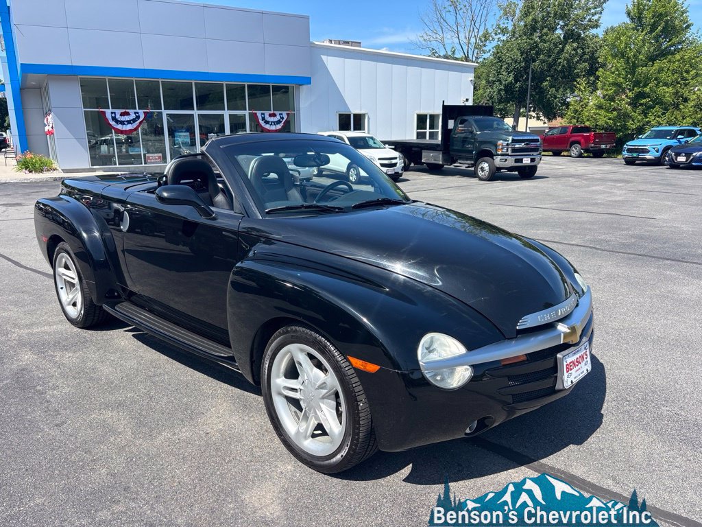 Used 2004 Chevrolet SSR w/ Preferred Equipment Group RWD image 22