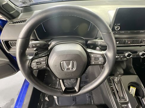 Used 2023 Honda Civic Sport image 11