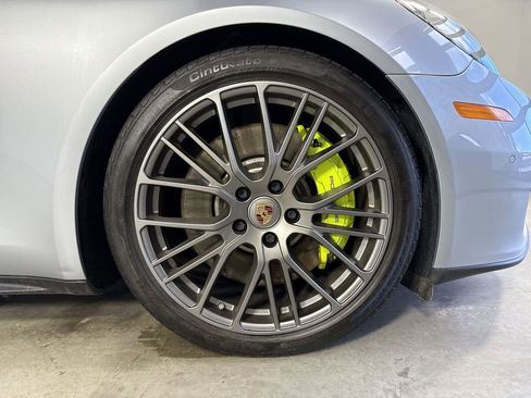 Used 2021 Porsche Panamera 4S image 15