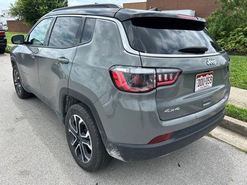 Used 2023 Jeep Compass Limited AWD/4WD image 4