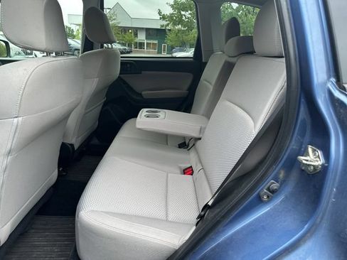 Used 2017 Subaru Forester 2.5i Premium AWD/4WD image 20