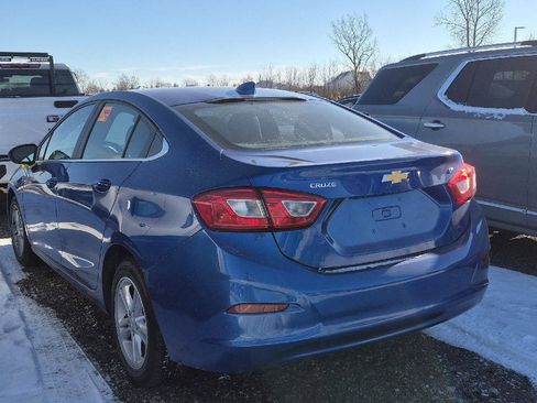 Used 2018 Chevrolet Cruze LT image 4