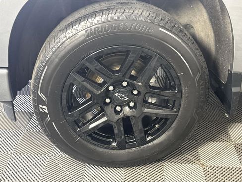 Used 2023 Chevrolet Silverado 1500 Custom w/ LPO, Dark Essentials Package image 11