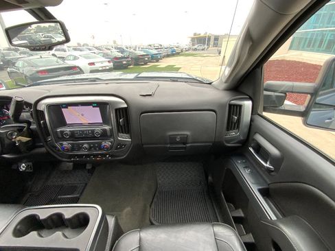 Used 2016 Chevrolet Silverado 2500 LT w/ LT Convenience Package image 15