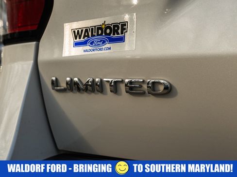 Used 2019 Ford Expedition Limited w/ Equipment Group 301A image 9