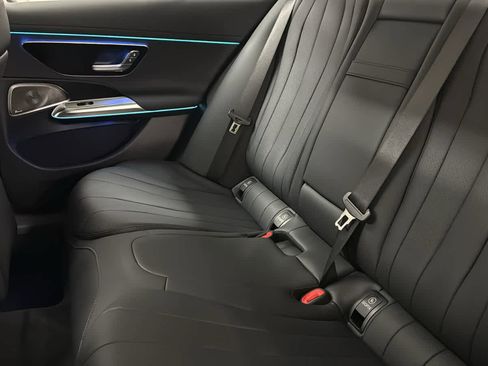 New 2026 Mercedes-Benz E 350 4MATIC Sedan image 30