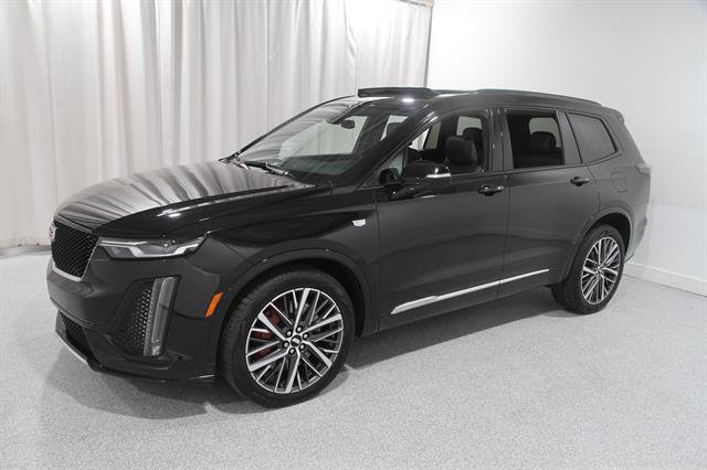 Used 2023 Cadillac XT6 Sport AWD/4WD image 3
